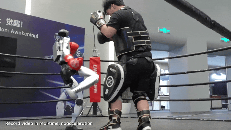 Unitree trình diễn robot hình người tự chiến đấu