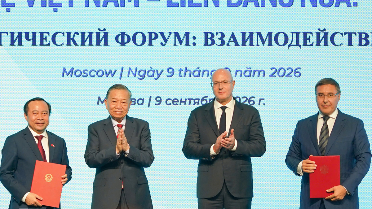 Việt Nam - Nga trao bảy văn kiện hợp tác khoa học, công nghệ