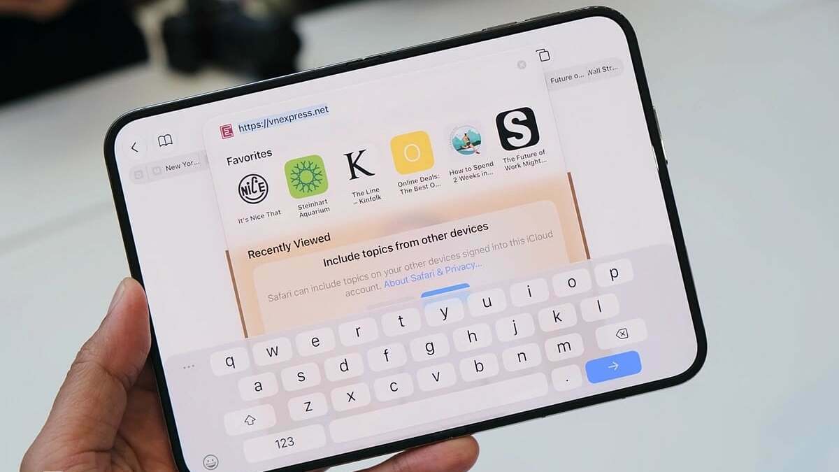 Sếp Apple: Tỷ lệ màn hình iPhone Duo bị lộ và "tình cờ có trên sản phẩm khác"
