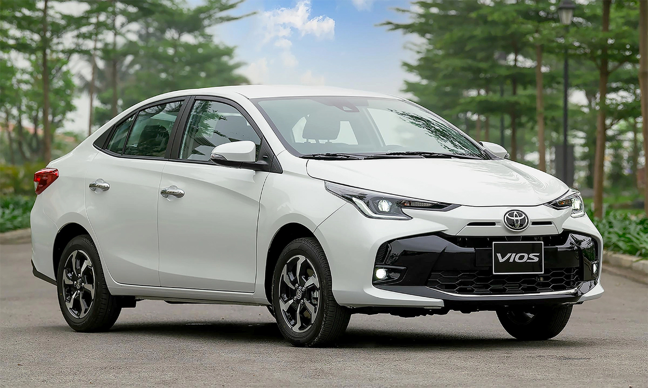 5 xe gầm thấp bán nhiều nhất tháng 8