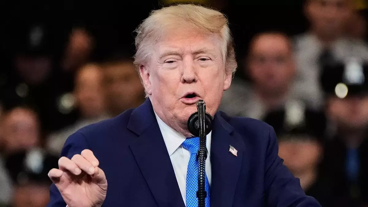 US President changes AI's name to 'super intelligence'
