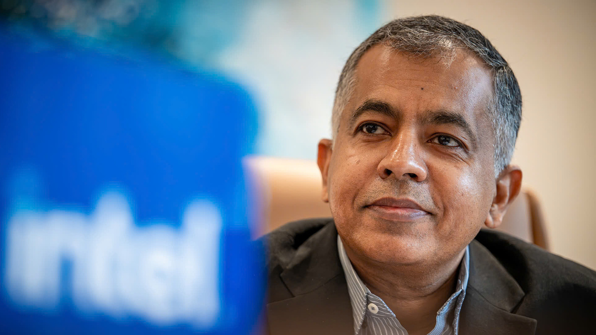 Giám đốc Intel: 'Đừng để AI tư duy và quyết định thay mình'