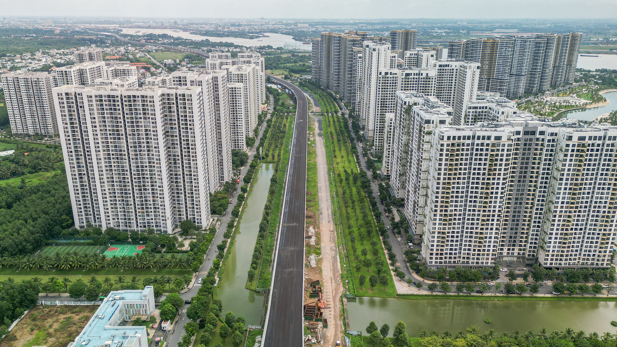 Giá căn hộ chào bán mới tại TP HCM tiếp tục tăng