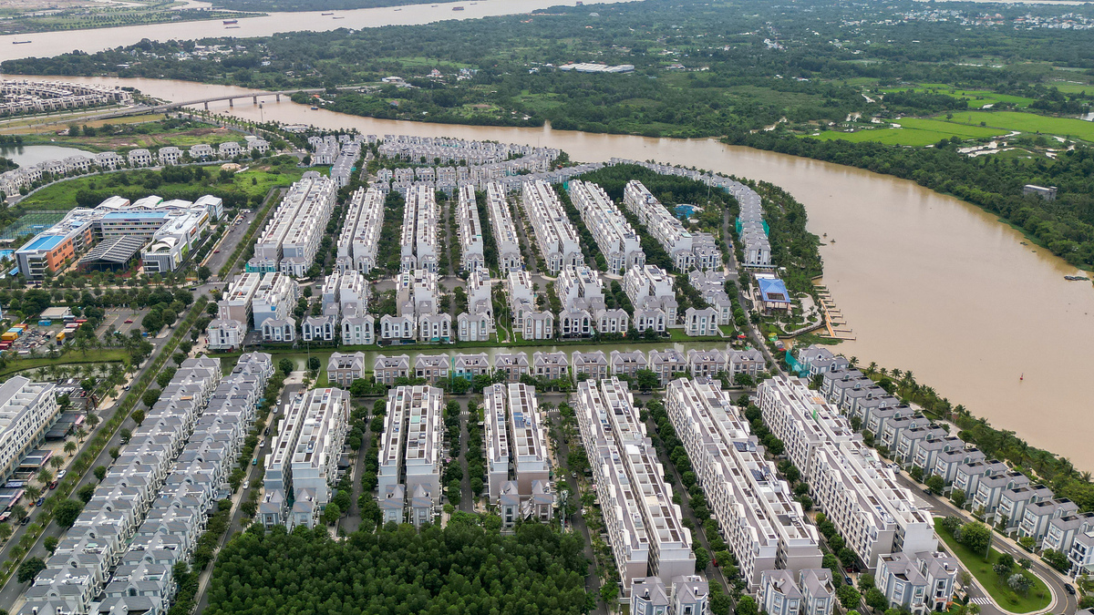 Tiêu thụ nhà đất tiếp tục giảm sâu trong quý III