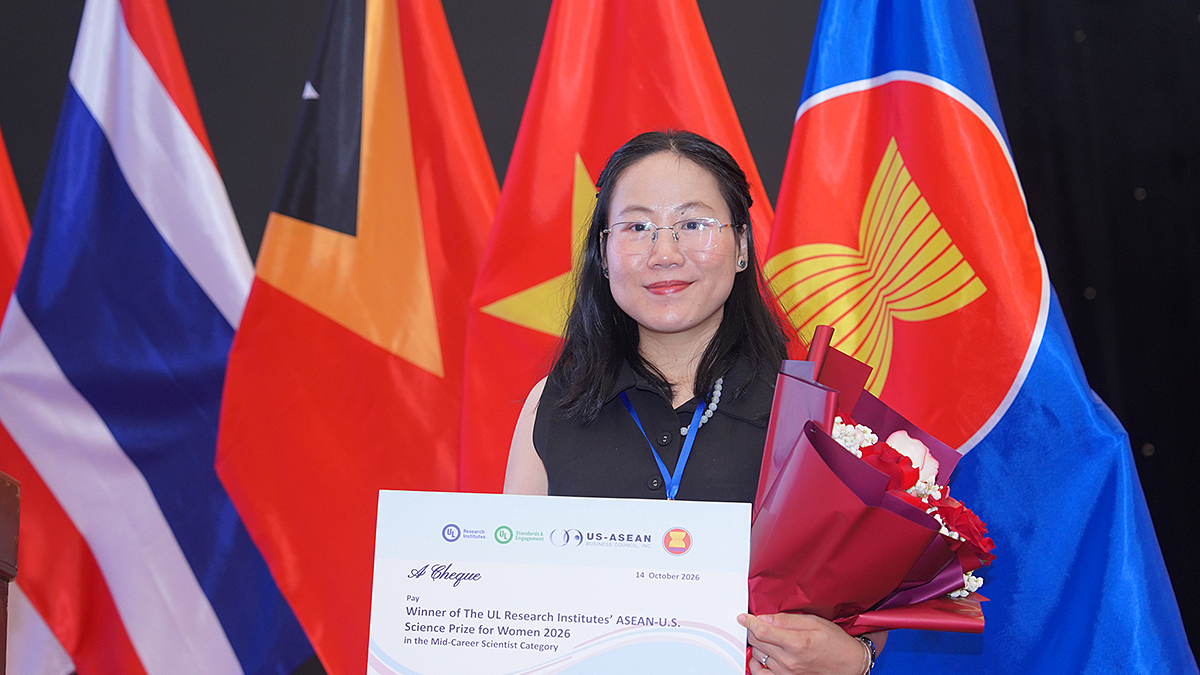 Nữ tiến sĩ Việt thắng Giải Khoa học ASEAN - Mỹ 2026