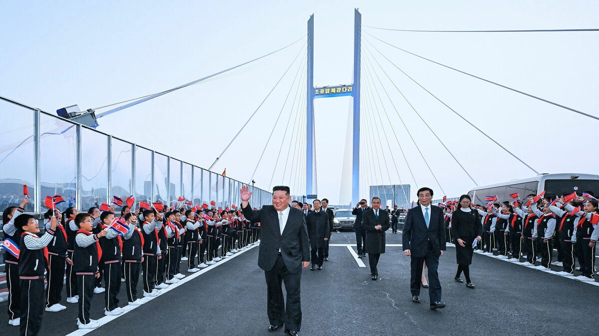 Thông điệp của ông Kim Jong-un khi thăm Trung Quốc