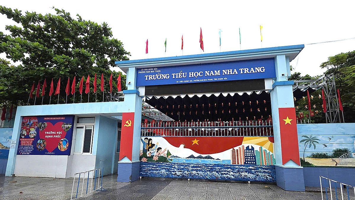 Đề xuất tách loạt 'siêu trường' sau hai tháng sáp nhập