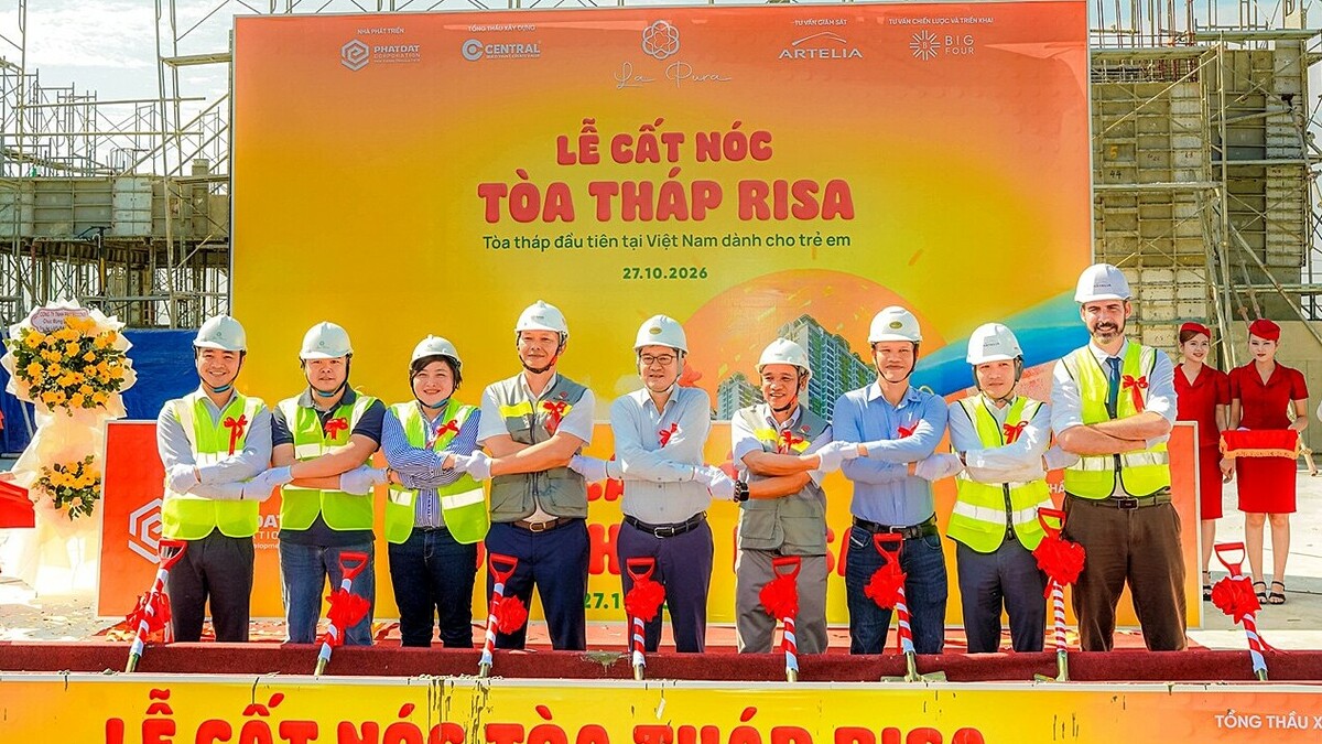 Phát Đạt cất nóc phân khu thứ hai dự án La Pura