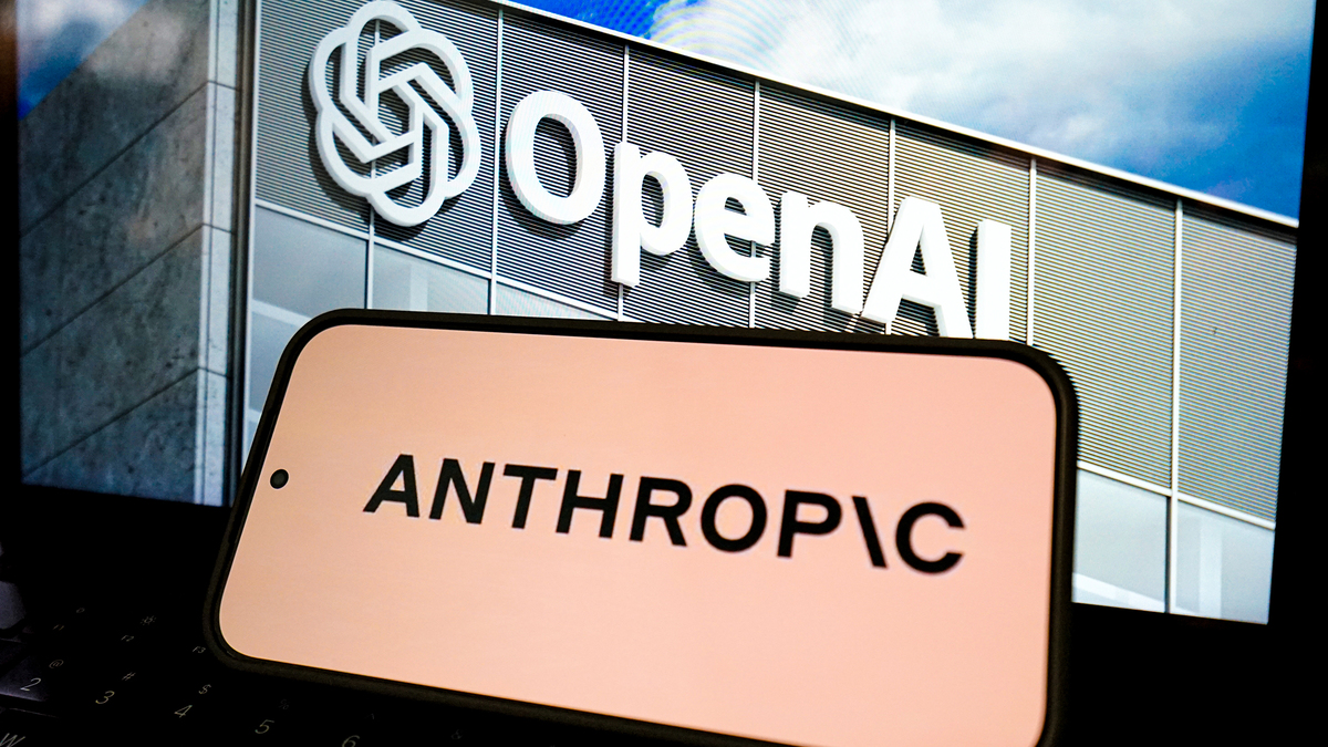 Nhân viên OpenAI, Anthropic giấu danh tính vì lo "sập bẫy"
